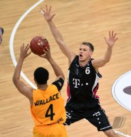 Basketball 1. Bundesliga 14/15 Hauptrunde:  Walter Tigers Tuebingen - Telekom Baskets Bonn
