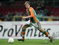 Fussball 1. Bundesliga: Bremen, BOROWSKI Einzelaktion am Ball