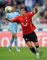 FUSSBALL 1. BUNDESLIGA: Hannover, HUSZTI Einzelaktion