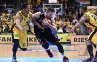 Basketball 1. Bundesliga 15/16 Hauptrunde: Walter Tigers Tuebingen - MHP Riesen Ludwigsburg