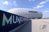 FUSSBALL INTERNATIONAL  CHL Finale 11/12:  Uebersicht der Allianz Arena mit dem Branding fuer das Finale