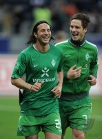 Fussball 1. Bundesliga 10/11:  Claudio Pizarro (SV Werder Bremen)  und Marko Arnautovic (SV Werder Bremen)