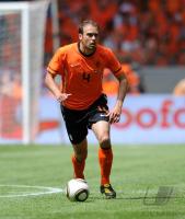 FUSSBALL INTERNATIONAL: Joris MATHIJSEN (Holland)