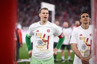 Fussball 1. Bundesliga 24/25: FC Bayern Muenchen feiert die 34. Deutschen Meisterschaft