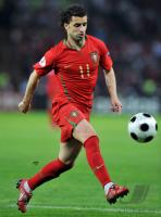 FUSSBALL EURO 2008: Portugal, SIMAO Einzelaktion