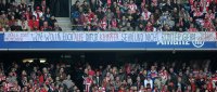 Fussball 1. Bundesliga : Bayern FANS mit einem Plakat, Champions League FINALE 2012 Muenchen, WIR WOLLEN EUCH KAEMPFEN SEHEN
