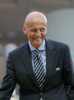 Fussball UEFA SUPER CUP 2011: Ex-Schiedsrichter Pierluigi Collina (Italien)
