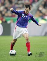 Fussball Nationalmannschaft: SAGNOL Einzelaktion am Ball