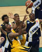 Basketball 1. Bundesliga  06/07 Walter Tigers Tuebingen - Oldenburg