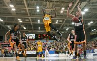 Basketball 1. Bundesliga 2013/2014: Walter Tigers Tuebingen - ratiopharm Ulm