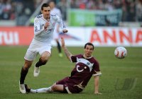 Fussball: 1. Bundesliga Saison 2010/2011: Hannover 96 - Bayern Muenchen