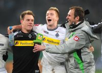 Fussball DFB Pokal 11/12 :  Torwart Marc Andre ter Stegen, Marco Reus (v. li., Borussia Moenchengladbach)