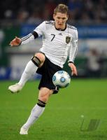 Fussball, International, Freundschaftsspiel: Deutschland, SCHWEINSTEIGER am Ball