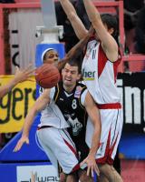 1. Basketball Bundesliga  09/10 Walter Tigers Tuebingen  -LTI Giessen 46ers
