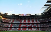 Fussball Champions League Finale: FCB FANKURVE im Stadion Santiago Bernabeu