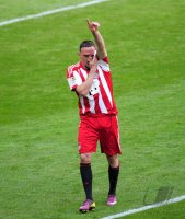 Fussball 1. Bundesliga : JUBEL nach dem TOR zum 5:1, verletzt Franck Ribery (FC Bayern Muenchen)