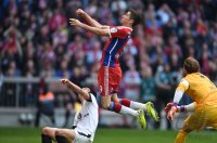 Fussball 1. Bundesliga Saison 14/15: FC Bayern Muenchen - Eintracht Frankfurt