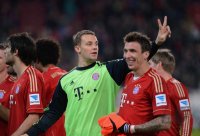 Fussball 1. Bundesliga Saison 12/13:  JUBEL FC Bayern Muenchen