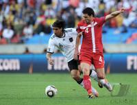FUSSBALL WM 2010, VORRUNDE: Deutschland - Serbien