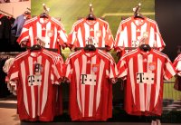 Fussball 1. Bundesliga : FCB Megastore in der Allianz Arena