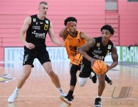 Basketball 2. Bundesliga  20/21 Testspiel: Tigers Tuebingen - wiha Panthers Schwenningen