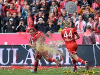 Fussball 1. Bundesliga  Saison  2012/2013:  Deutscher Meister 12/13 FC Bayern Muenchen