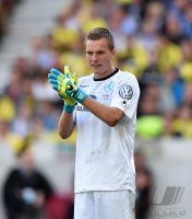 Fussball DFB Pokal 1. Runde 14/15: Torwart Mark Redl (Kickers)
