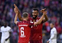 Fussball 1. Bundesliga Saison 21/22: FC Bayern Muenchen -  TSG 1899 Hoffenheim