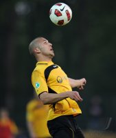 Fussball: 3. Liga,  Saison 2010/2011: SV Werder Bremen II - Dresden