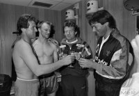 Fussball 1. Bundesliga Saison 1988/1989: Heynckes, Pfluegler, Coordes, Mueller-Wohlfart