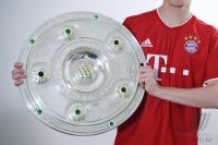 Fussball 1. Bundesliga Saison 19/20: Meisterschaft / Meisterschale