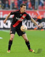 Fussball: 1. Bundesliga Saison 2010/2011: Leverkusen, BALITSCH am Ball