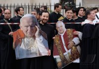 Heiligsprechung Papst Johannes Paul II und Papst Johannes XXIII