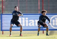 Fussball Training Deutsche Nationalmannschaft: Julian Draxler und Leroy Sane (alle Deutschland)
