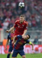 FUSSBALL INTERNATIONAL CHL HALBFINALE 12/13: FC Bayern Muenchen - FC Barcelona