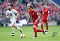 Fussball 1. Bundesliga Saison 15/16: FC Bayern Muenchen -  Eintracht Frankfurt