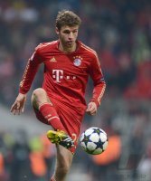 FUSSBALL INTERNATIONAL CHL ACHTELFINALE 12/13: FC Bayern Muenchen - FC Arsenal London