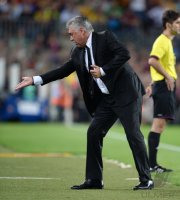FUSSBALL Primera Division 13/14: Trainer Carlo Ancelotti (Real Madrid)