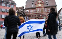 Juedisches Gebet zum Sabbat auf dem Marktplatz in Tuebingen