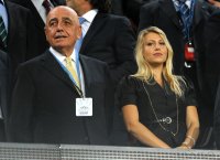 Fussball Champions League  Saison 2011/2012:  Adriano Galliani mit Barbara Berlusconi der Tochter von Silvio Berlusconi (v. li., AC Mailand)