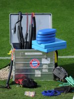 Fussball 1. Bundesliga 11/12: FC Bayern Muenchen Training in Doha