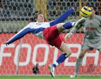 Fussball 1. Bundesliga: HSV, LAUTH Einzelaktion am Ball