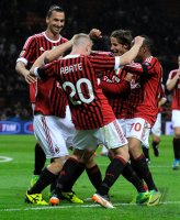 FUSSBALL SERIE A:  Zlatan Ibrahimovic, Ignazio Abate, Robinho (v. li., AC Mailand)