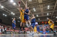 Basketball  1. Bundesliga  12/13: Walter Tigers Tuebingen - Eisbaeren Bremerhaven