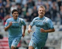 Fussball 2. Bundesliga 2011/2012:  JUBEL Stefan Aigner (1860 Muenchen)
