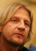 Fussball International PK SOS Kinderdoerfer und Soenke Wortmann