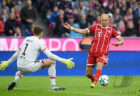 Fussball 1. Bundesliga Saison 17/18: FC Bayern Muenchen - 1. FSV Mainz 05