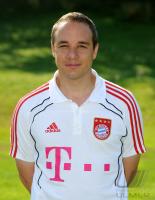 Fussball 3. Bundesliga:  Mannschaftsarzt Dr. Volker Braun (FC Bayern II)