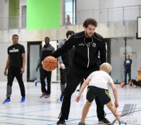 Basketball 2. Bundesliga 19/20 Tigers Tuebingen besuchen Geschwister-Scholl-Schule