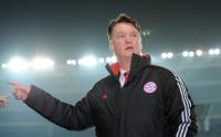 FUSSBALL  International CHL 09/10 : Trainer Louis van Gaal (FCB)